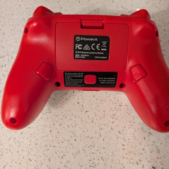 PowerA Wireless Controller for Nintendo Switch - White/Red. - Picture 2 of 3